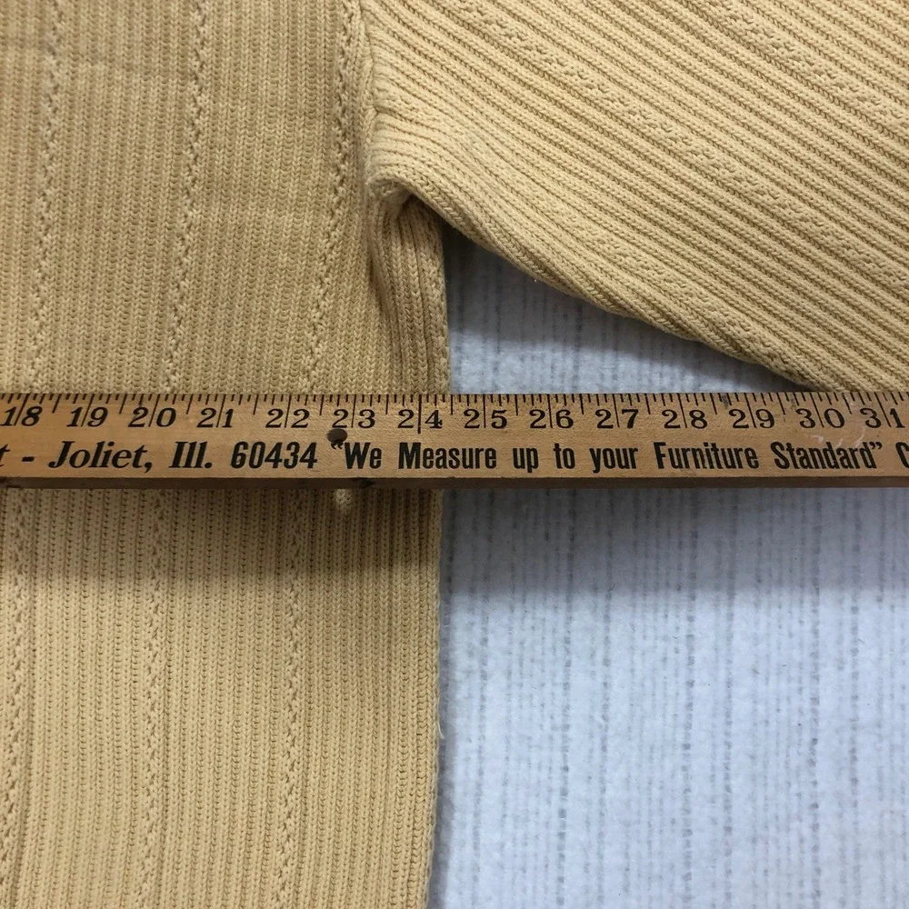 Chaps Knit Sweater Ribbed Crew Neck Pullover Classic Fit Yellow Size‎ (See Pics)